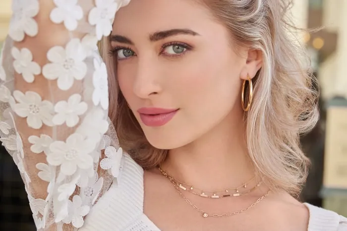 14KT GOLD DIAMOND SINGLE BEZEL SET LINK NECKLACE