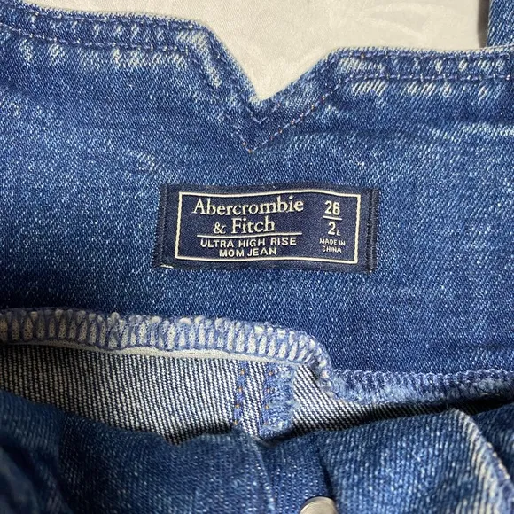 Abercrombie &amp; Fitch ultra high rise mom jeans sz 26 long 2 tall front seam back
