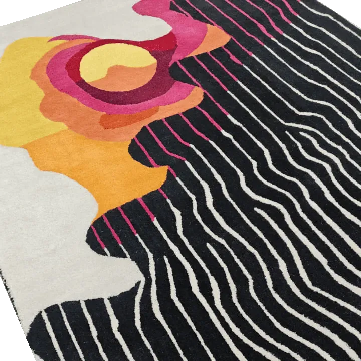 Abstract Aura Hand Tufted Rug 