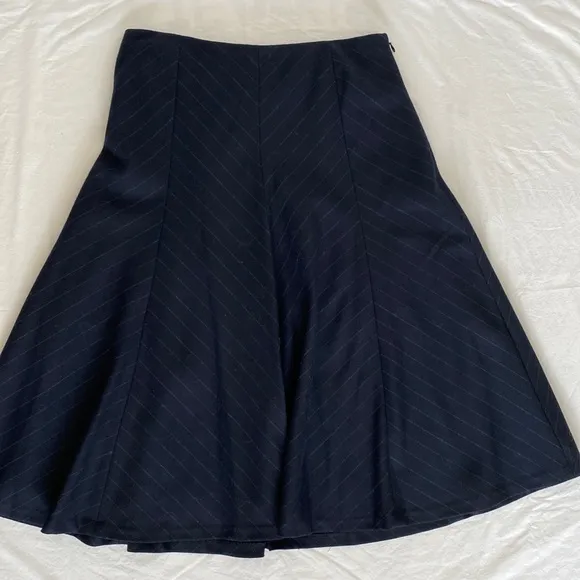 Ann Taylor Pinstripe wool blend Navi midi skirt 10