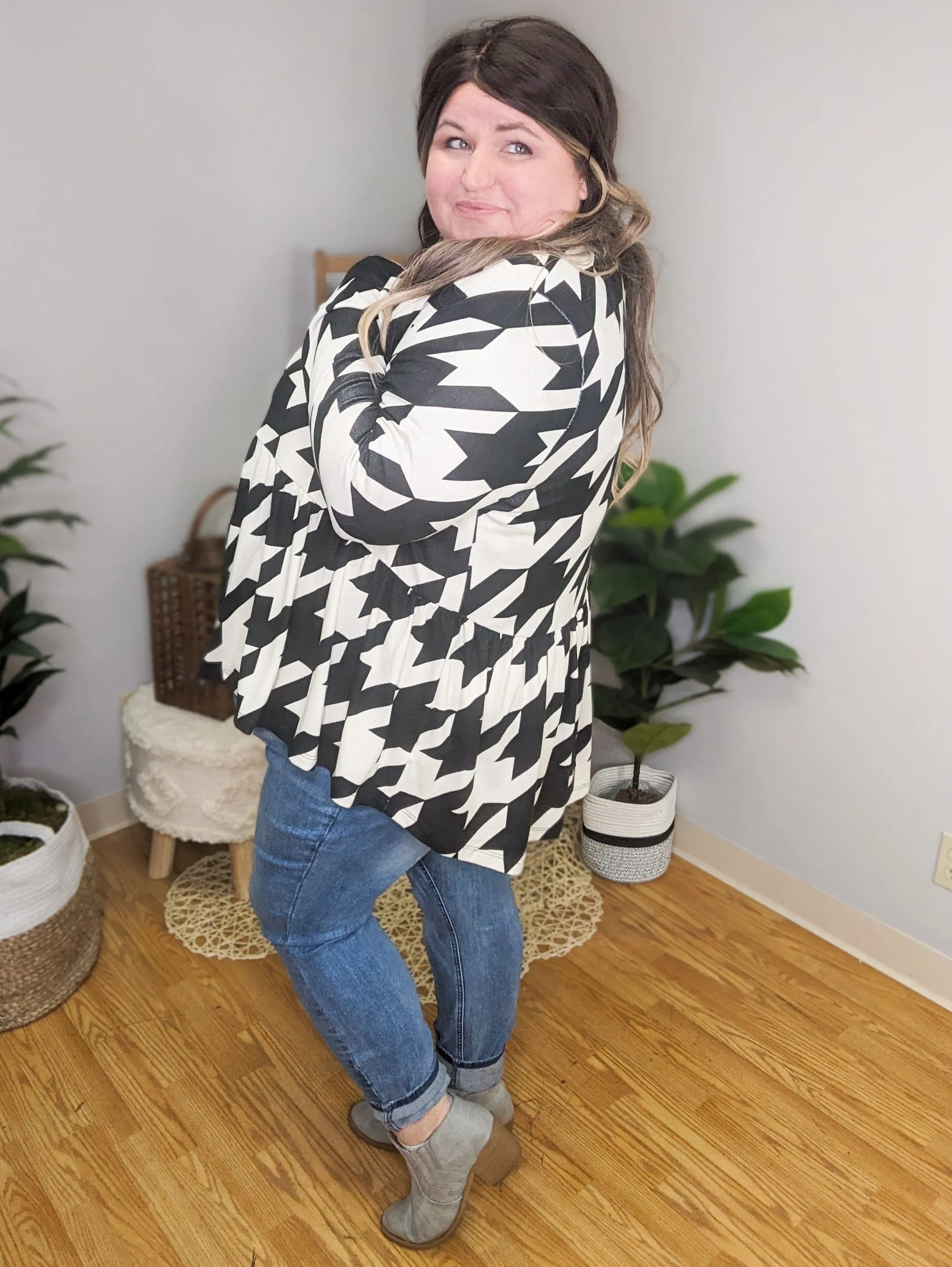 Anthea Houndstooth Tiered Cardigan (2 Colors)