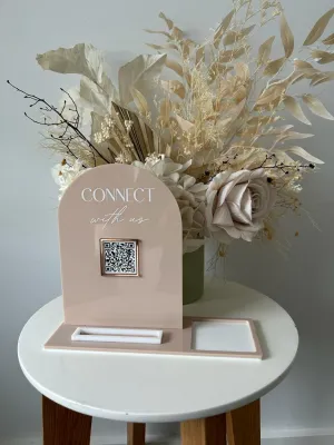 Arch, Card Holder, Square   Single QR Style 1