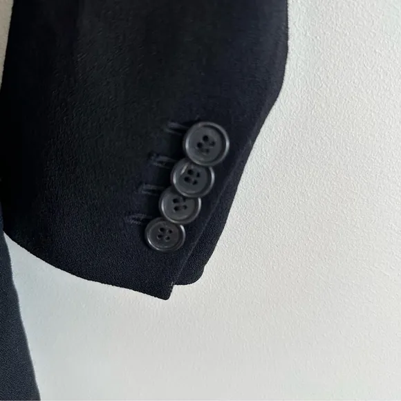 Aritzia Talula Babaton Boyfriend Blazer Black Size 2 Wool Blend Office Career