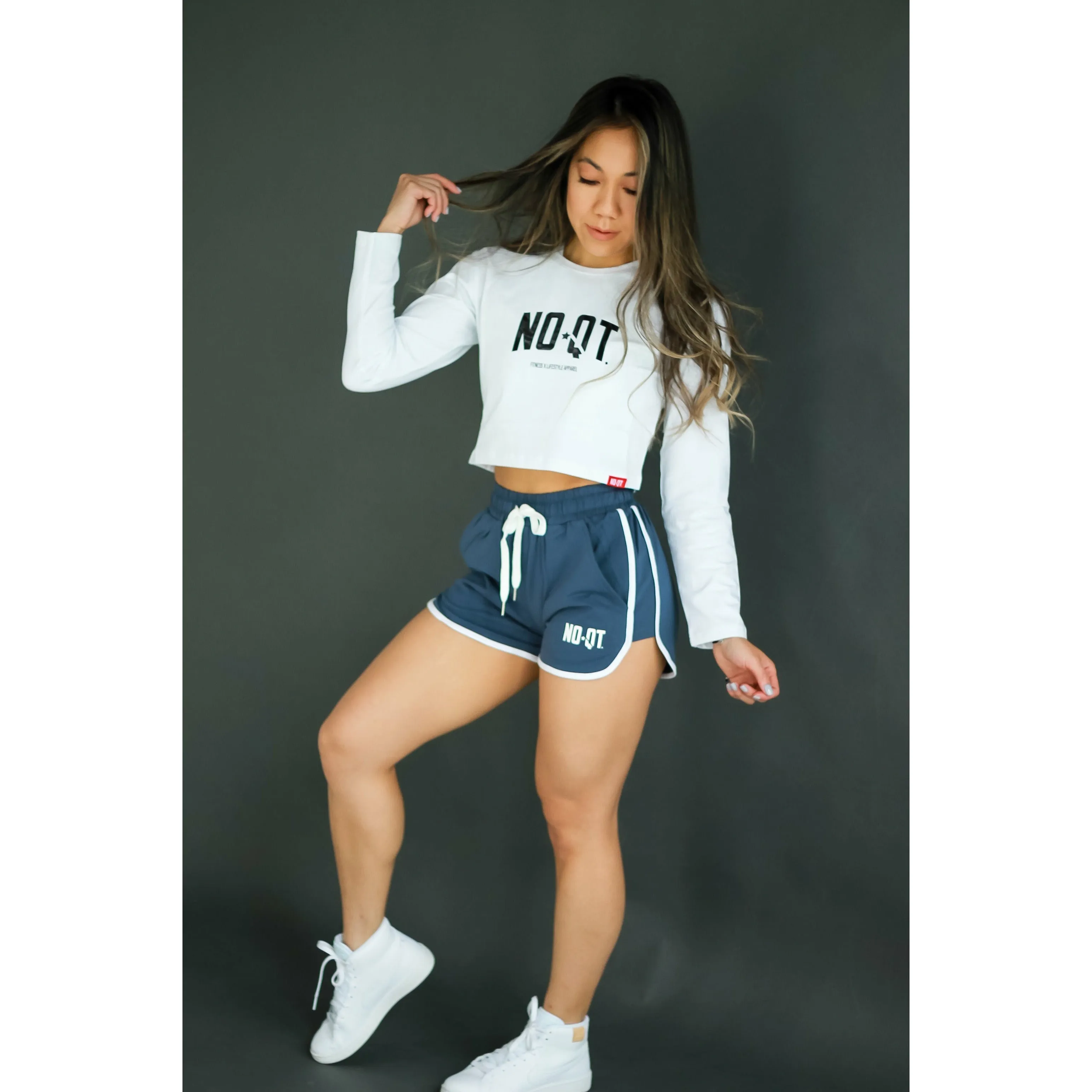 ASPIRE CROPPED LONG SLEEVE - WHITE