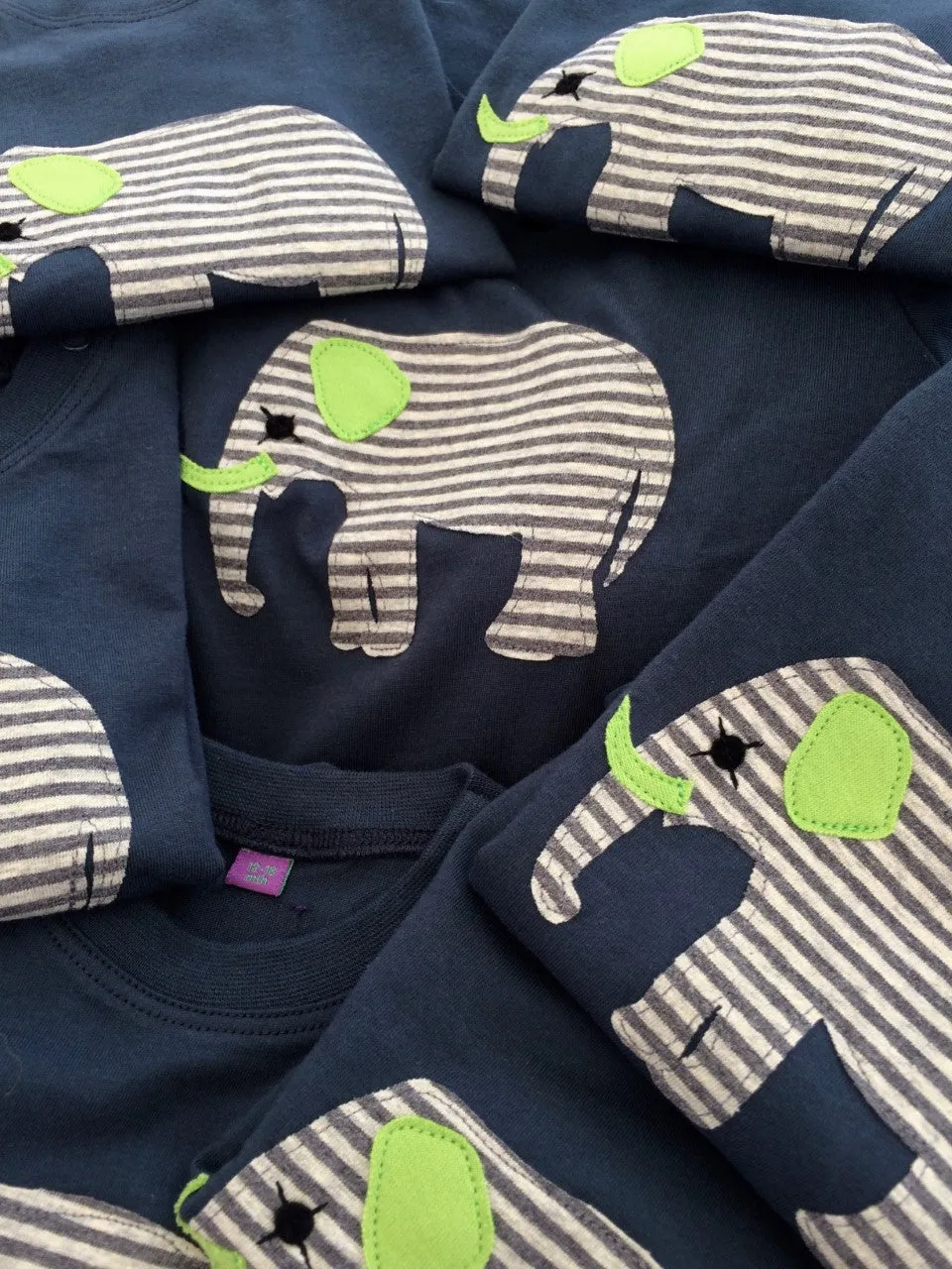 Baby Elephant – Long Sleeved T-shirt - Blue