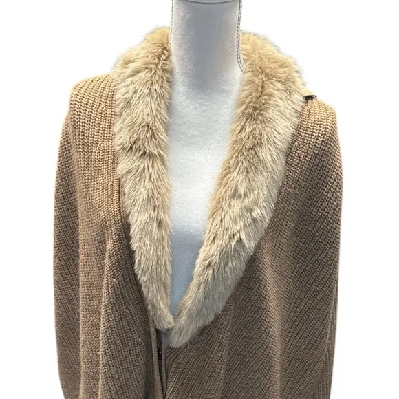 Banana Republic Women's Camel Wool Cashmere Blend Faux-Fur Collar Poncho XL