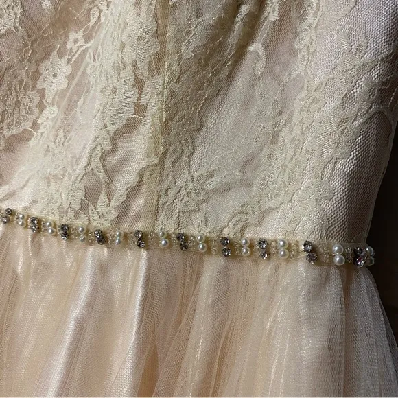 Beautiful Princess Mini Dress Ruffled Tulle Rhinestone &amp; Lace Fit &amp; Flare Cream