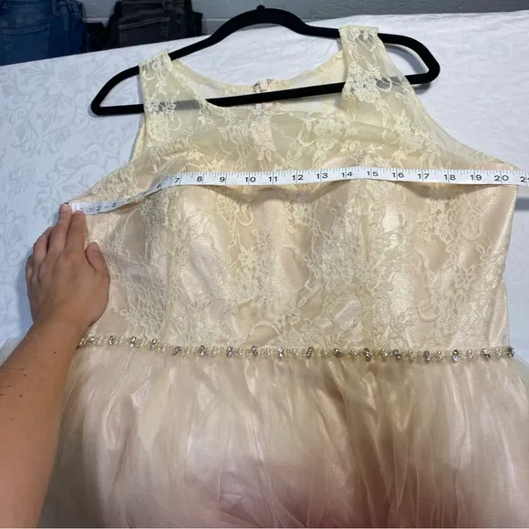 Beautiful Princess Mini Dress Ruffled Tulle Rhinestone &amp; Lace Fit &amp; Flare Cream