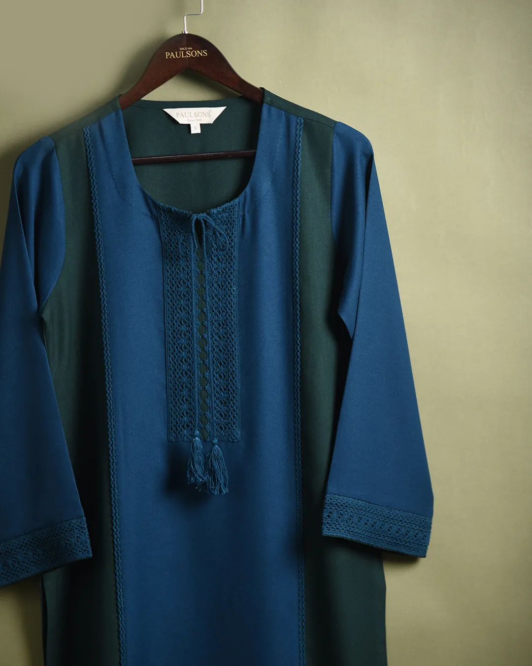 Blue With Green Winter Wear Wool Spun Blend Ready To Wear Kurta With Pant