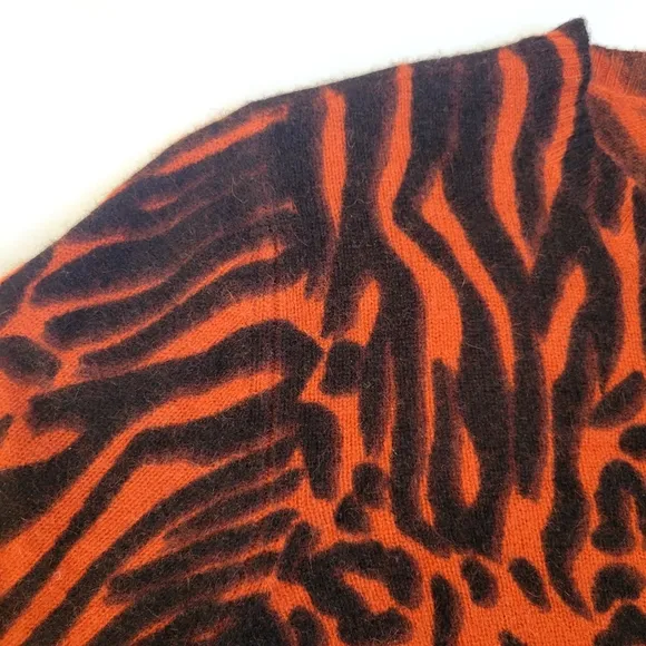 C by Bloomingdales Cashmere Aninal Print Sweater