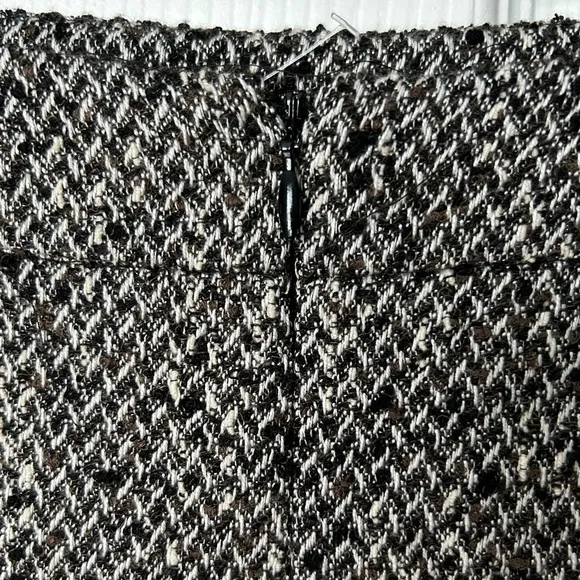 Carlisle Black and White Wool Tweed Pencil Skirt Size 2 NWT