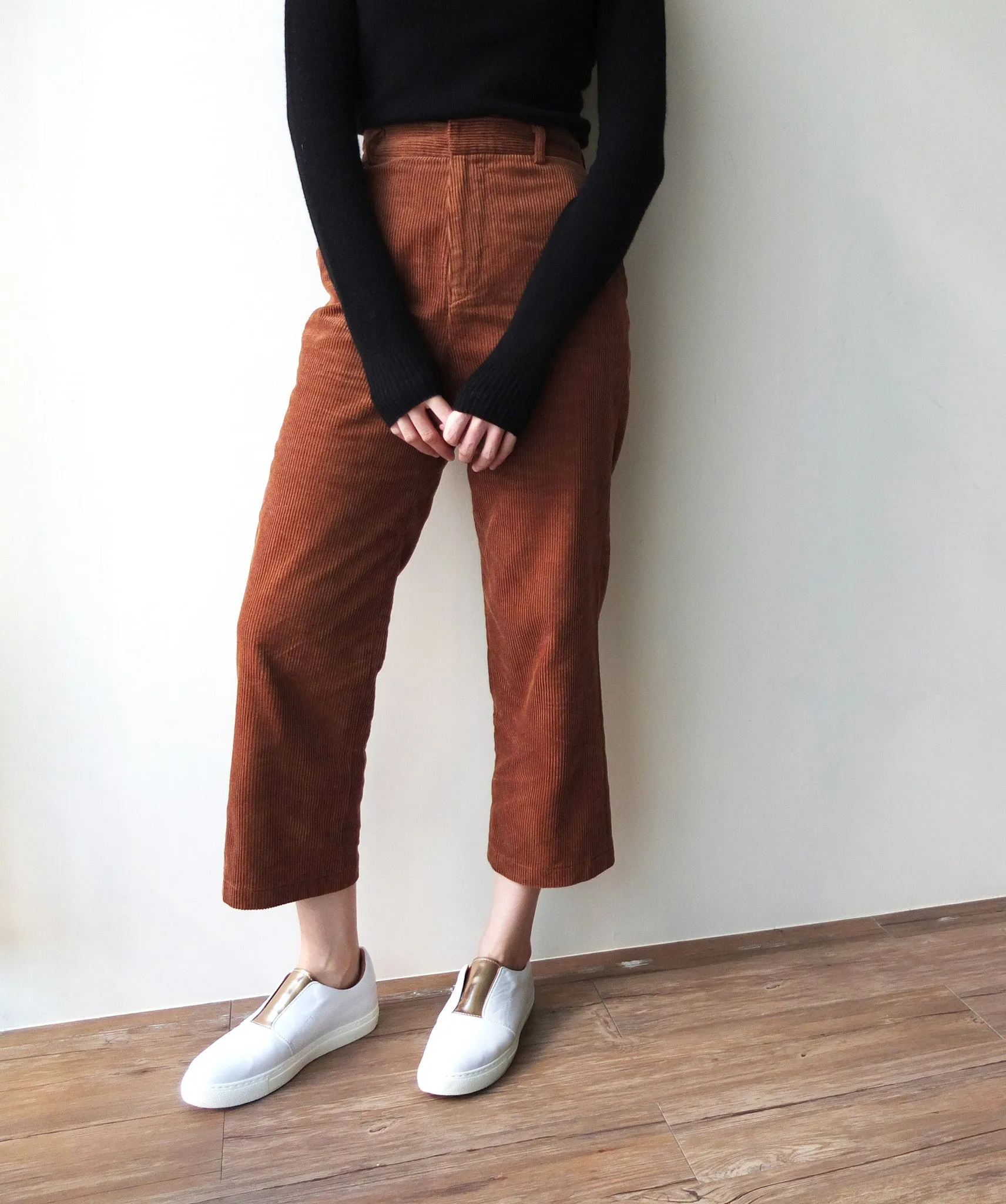 cedar trousers-sold out