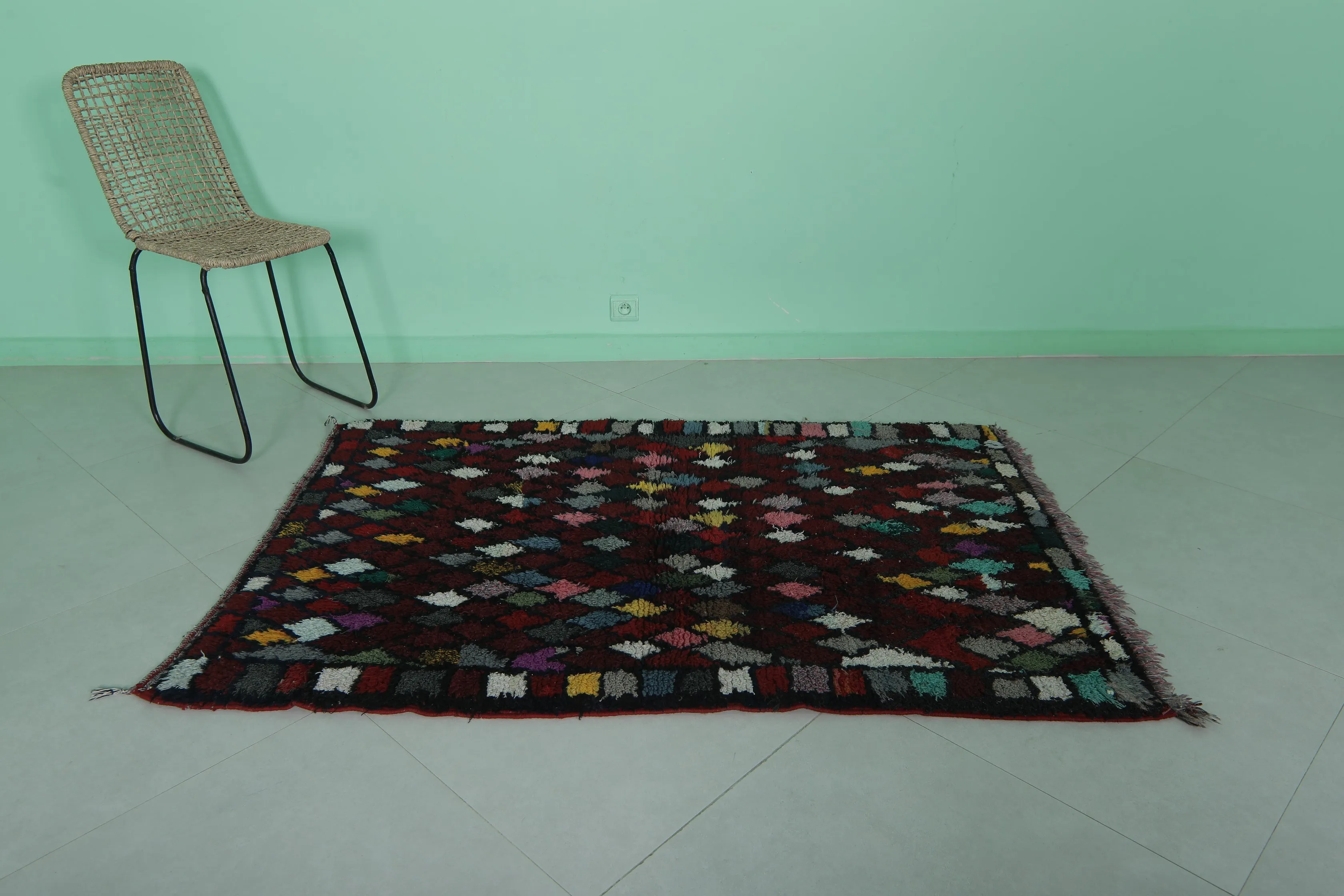 Colorful Moroccan Berber Rug - Handwoven 3.6 X 5.5 Feet | Unique Diamond Pattern
