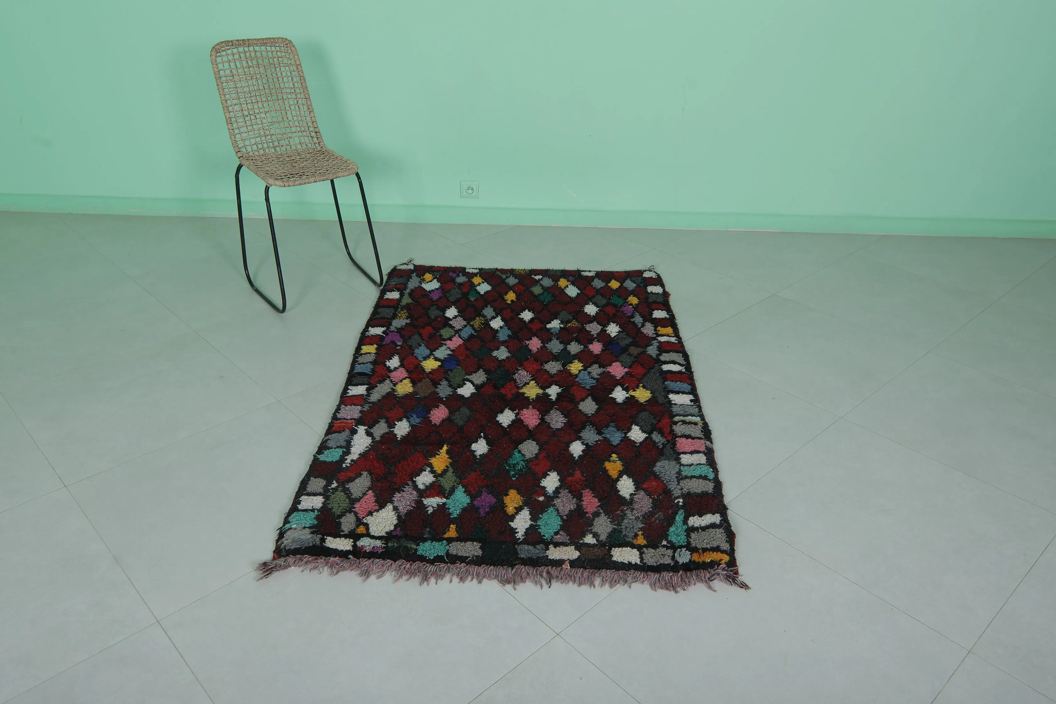 Colorful Moroccan Berber Rug - Handwoven 3.6 X 5.5 Feet | Unique Diamond Pattern