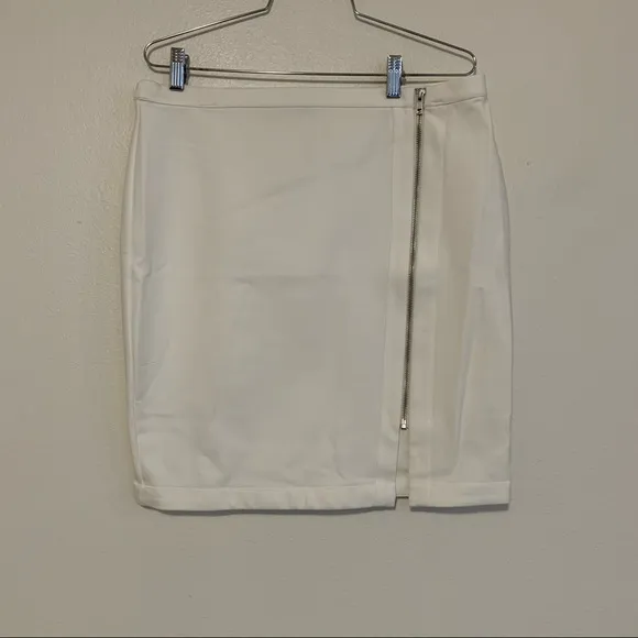 Cupcakes &amp; Cashmere Jann Pencil Skirt White L