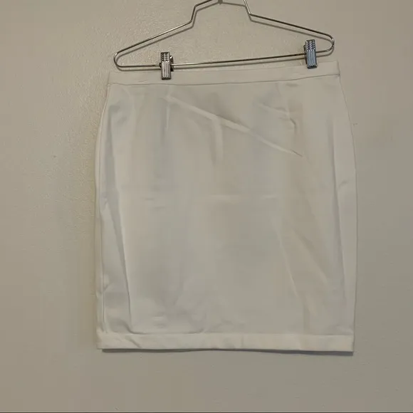Cupcakes &amp; Cashmere Jann Pencil Skirt White L