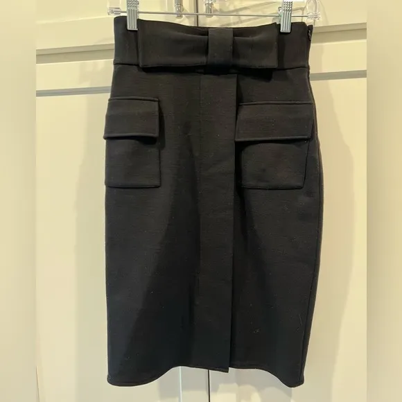 Diane Von Furstenberg Wool Blend Pencil Skirt. Bow Waist Detail. Size 4.