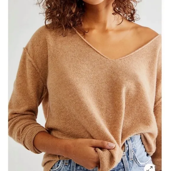 FREE PEOPLE Women’s Camel Harmony 100% Cashmere V-Neck Sweater - XS