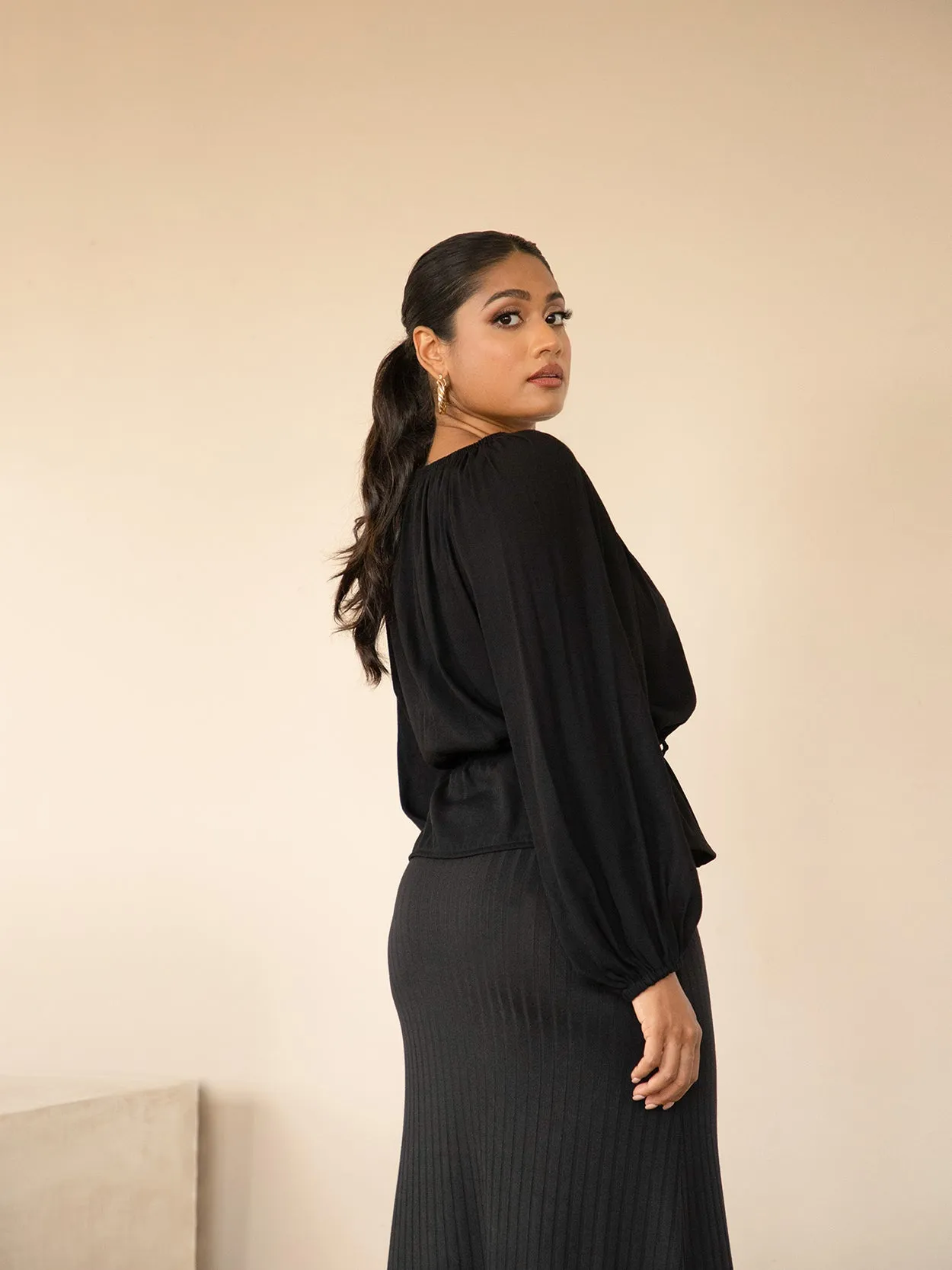 Front Tie Up Long Sleeve Top