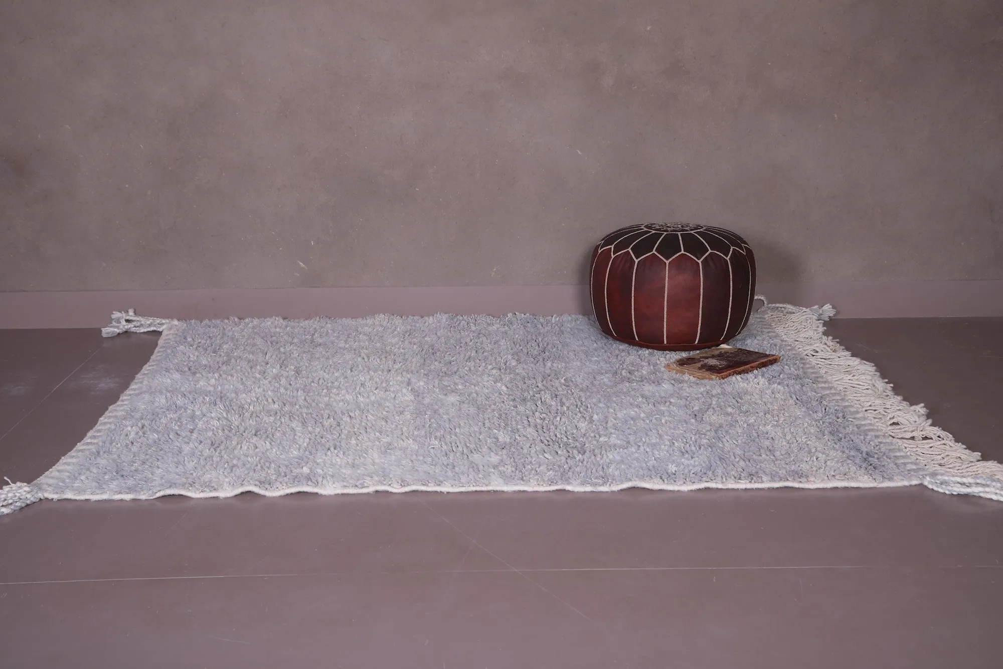 Grey Moroccan rug - Azilal rug - Wool carpet