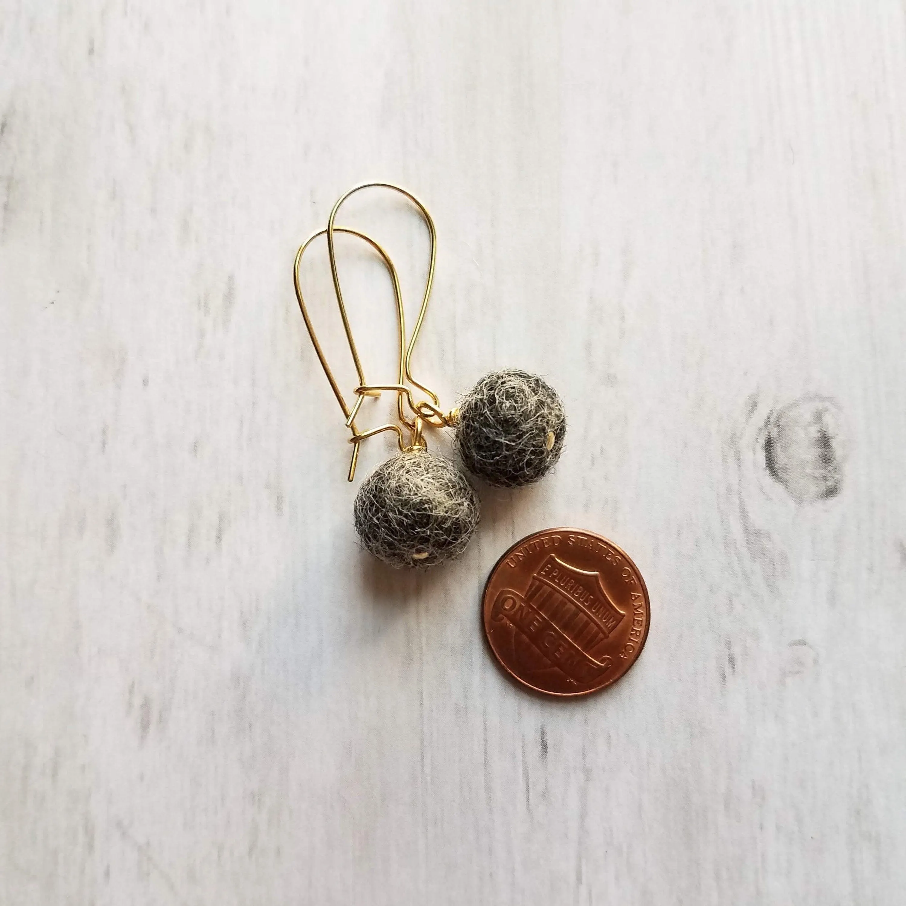 Grey Wool Ball Earrings, needle felt earrings, wooly earring, grey wool earring, tweed earring, latching hook, winter earrings, felted wool