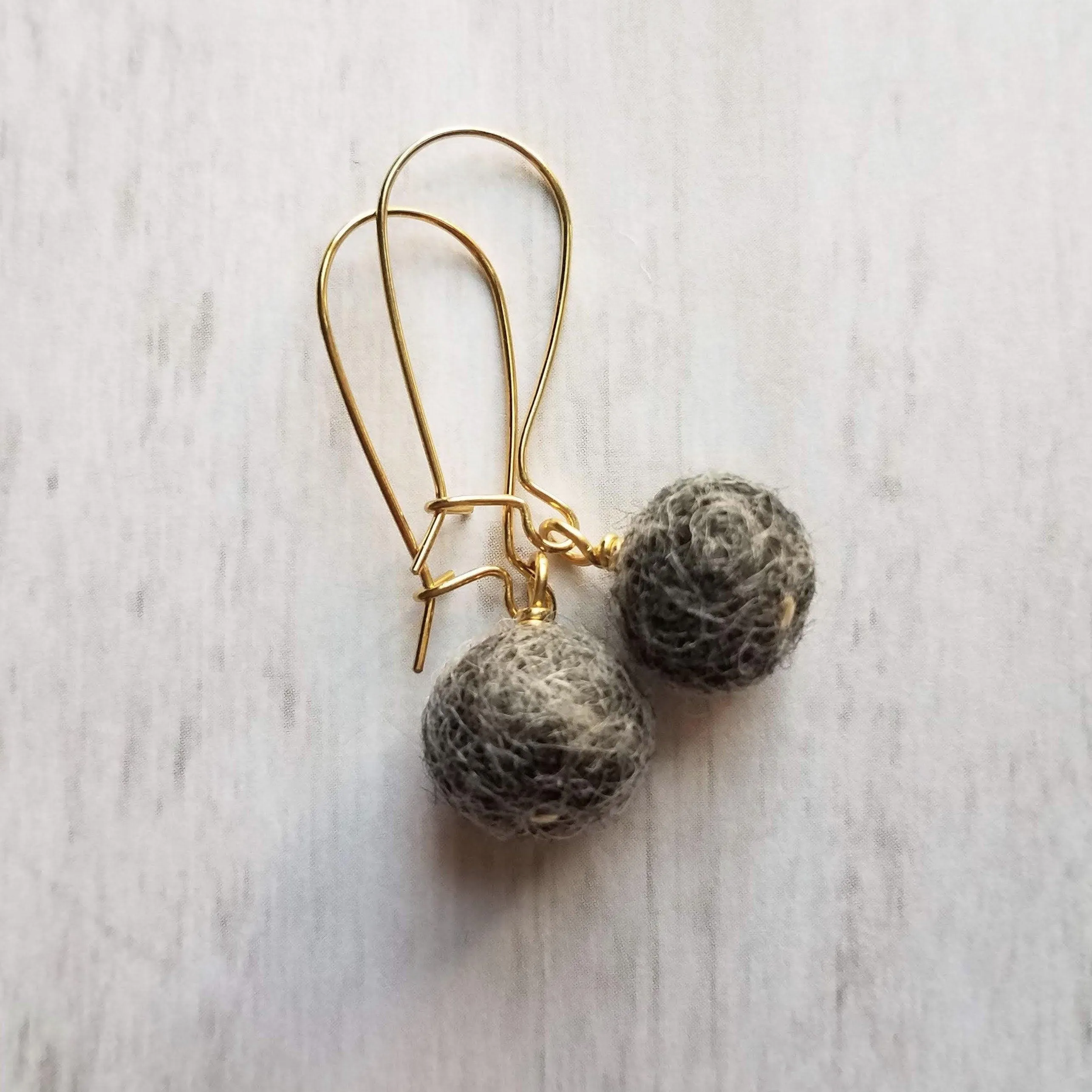 Grey Wool Ball Earrings, needle felt earrings, wooly earring, grey wool earring, tweed earring, latching hook, winter earrings, felted wool