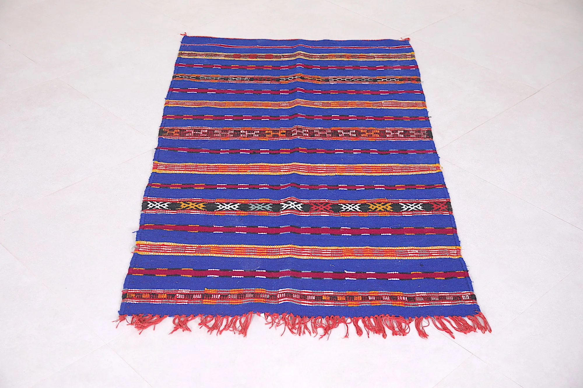 Handwoven Moroccan Rug - 2.7 FT X 4.9 FT | Vibrant Artisan Design