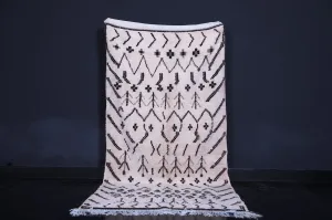 Handwoven Moroccan Rug 4.2 x 8.8 FT - Minimalist Tribal Patterns