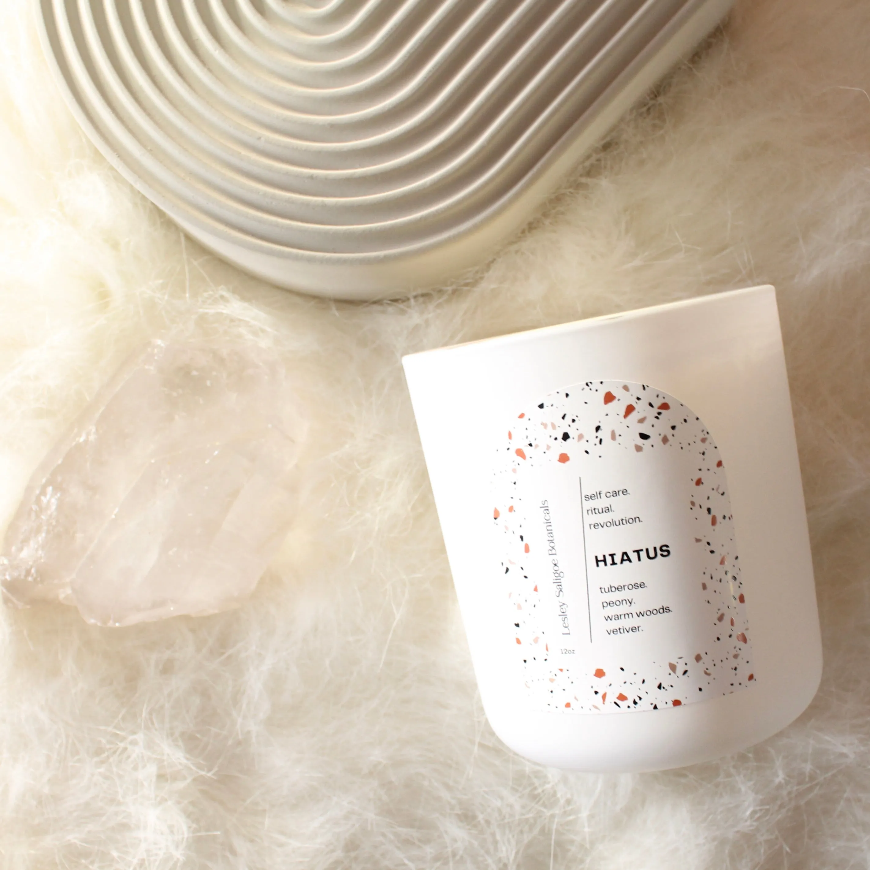 HIATUS Hand Poured Candle. Tuberose. Peony. Warm Woods. Wood Wick. 12 oz. Matte White.