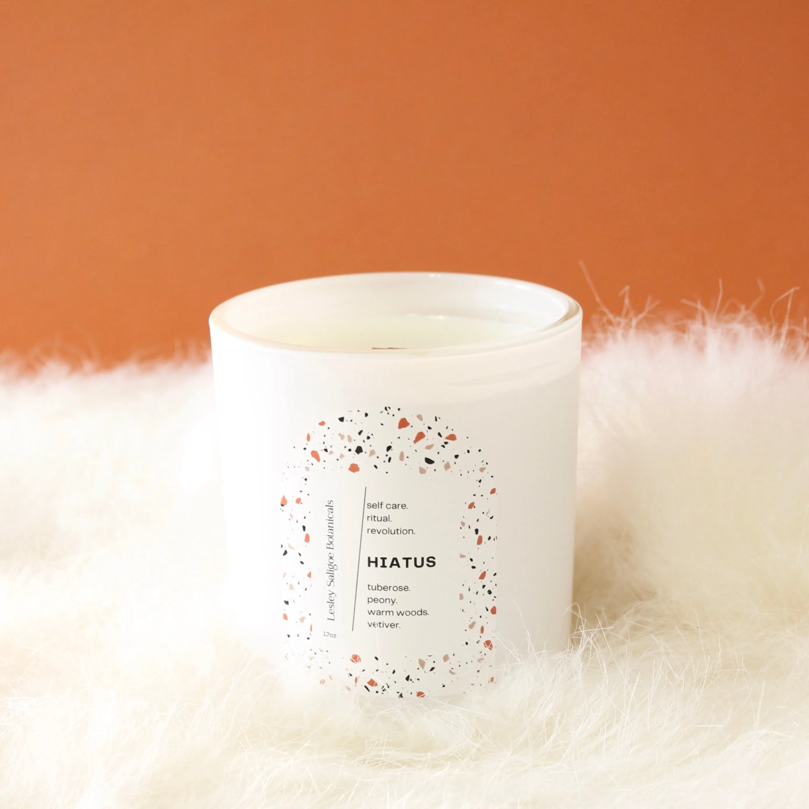 HIATUS Hand Poured Candle. Tuberose. Peony. Warm Woods. Wood Wick. 12 oz. Matte White.