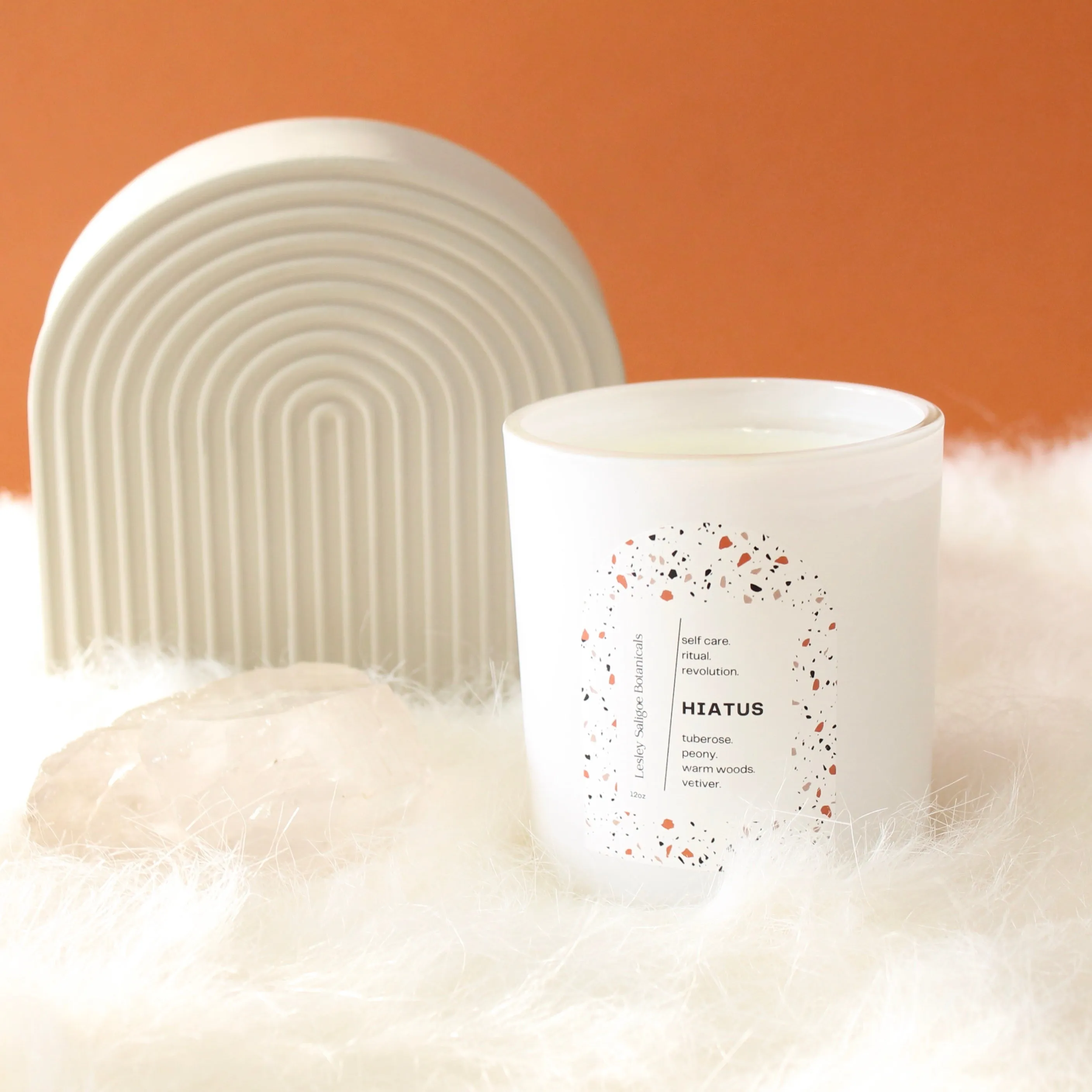 HIATUS Hand Poured Candle. Tuberose. Peony. Warm Woods. Wood Wick. 12 oz. Matte White.