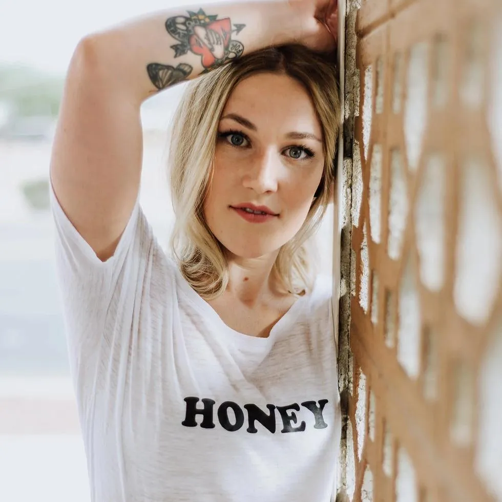 Honey - Retro Fitted Ringer