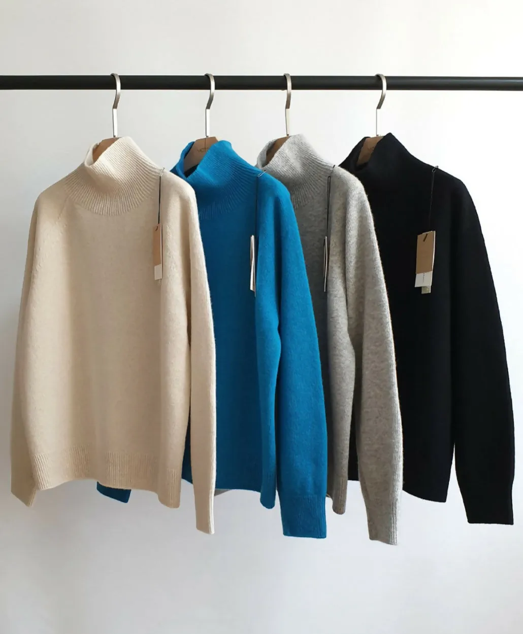 [Joslin]CASHMERE MOCK-NECK SWEATER