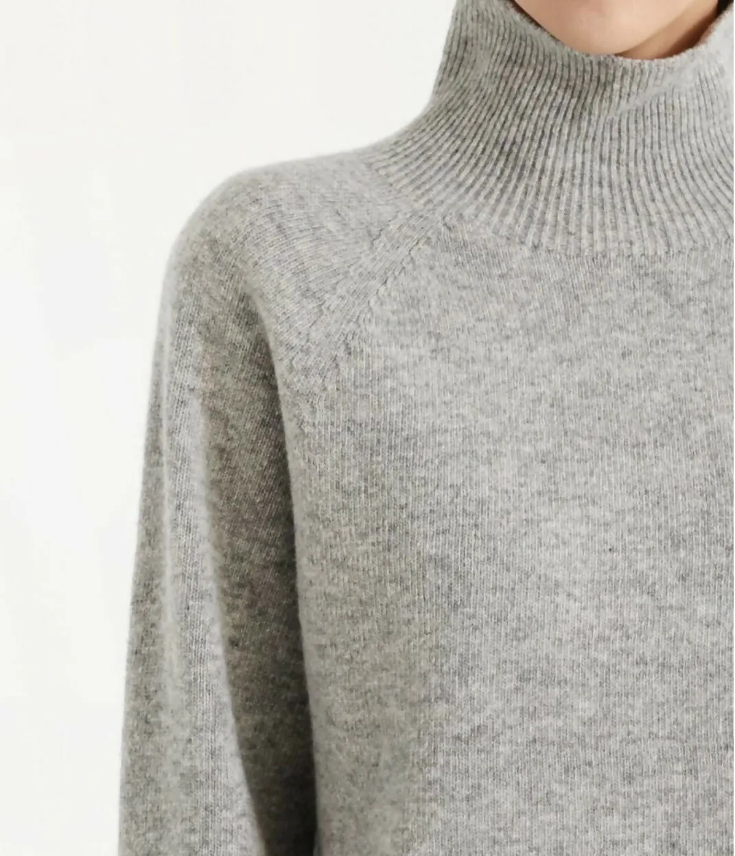 [Joslin]CASHMERE MOCK-NECK SWEATER
