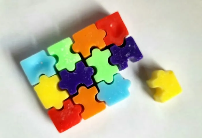 Jr's MoM - Wax Melts - Puzzle Pieces of Autism*