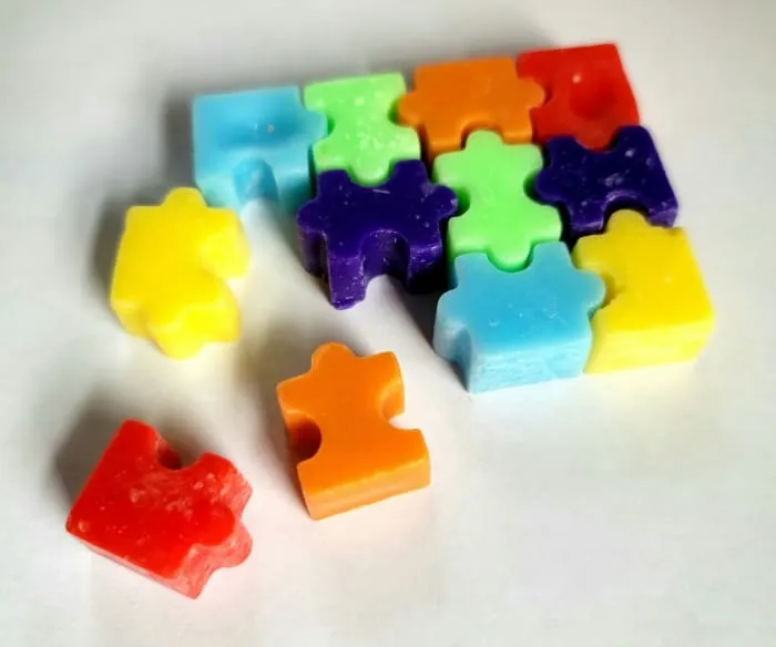 Jr's MoM - Wax Melts - Puzzle Pieces of Autism*