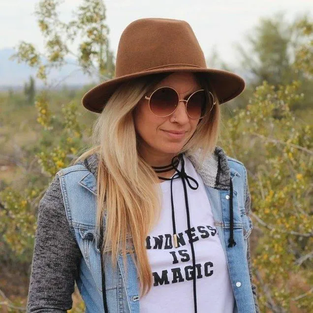 Kindness is Magic - Retro Fitted Ringer