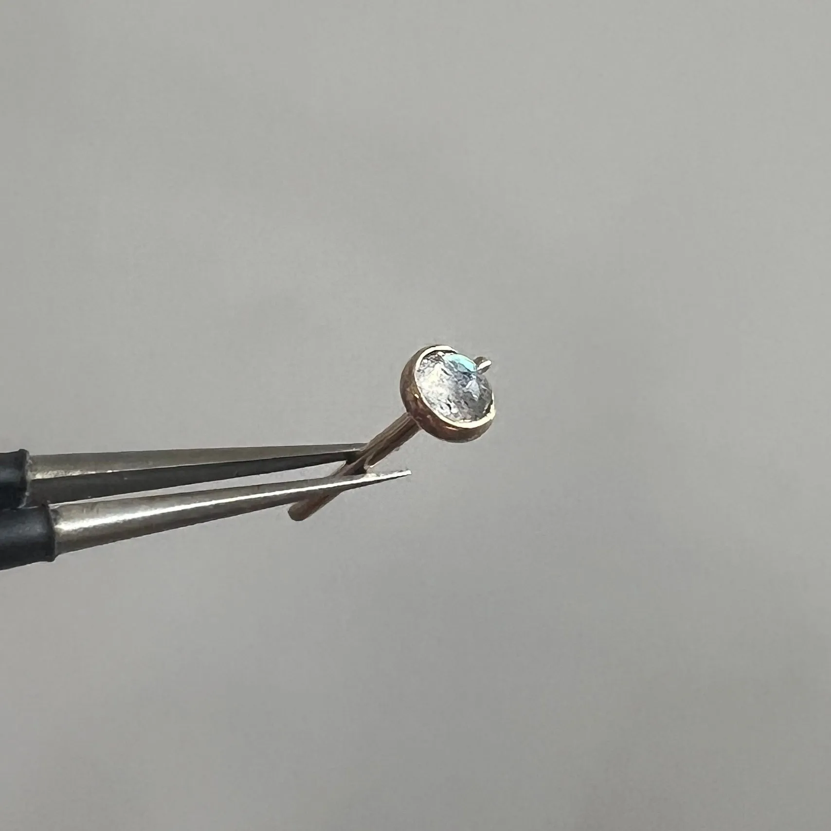 Labradorite Stud in 14k gold