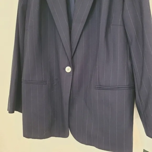 Lauren Ralph Lauren NWT Classic Blue Pinstripe Wool One-Button Blazer Jacket