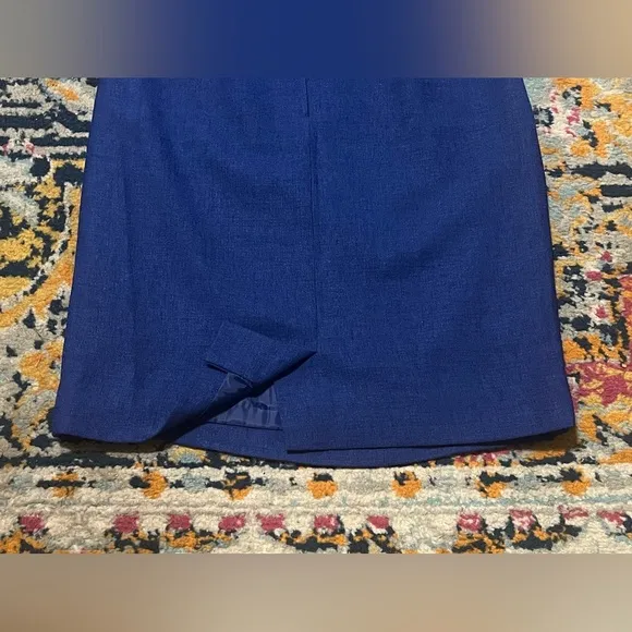 Le Suit Short Sleeve 2 Piece Skirt Suit Vintage