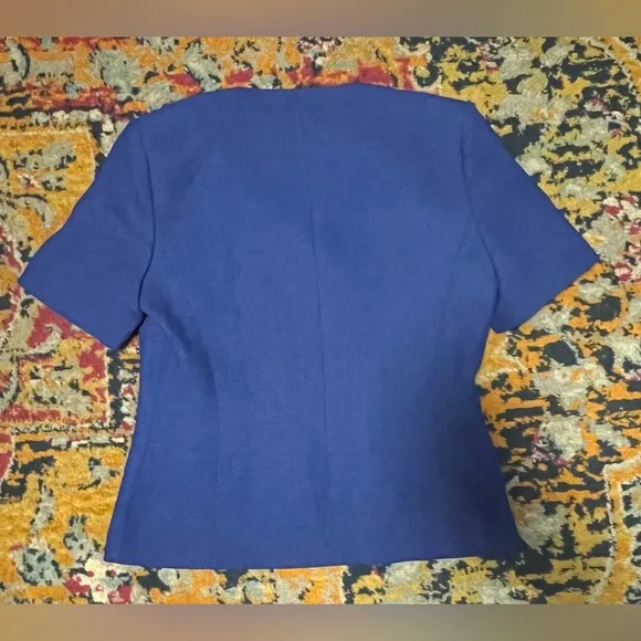 Le Suit Short Sleeve 2 Piece Skirt Suit Vintage