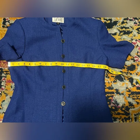Le Suit Short Sleeve 2 Piece Skirt Suit Vintage