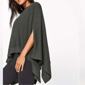 Lululemon Forward Flow Cape Dark Gray Boolux Cashmere Travel Commute One Size