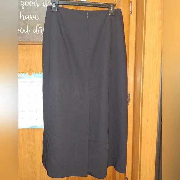 MaxMara Black Midi Pencil Skirt for Work