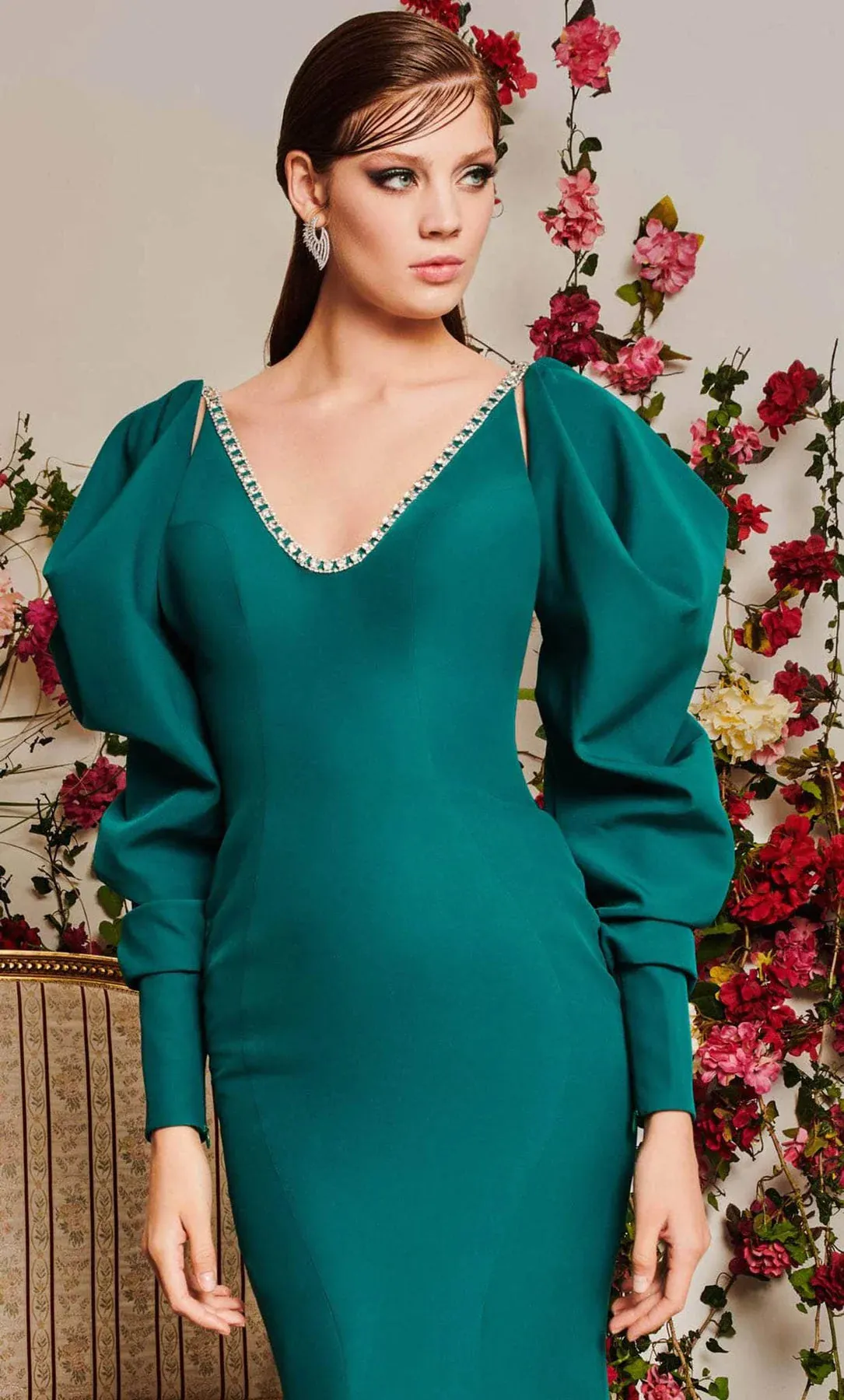 MNM COUTURE N0495