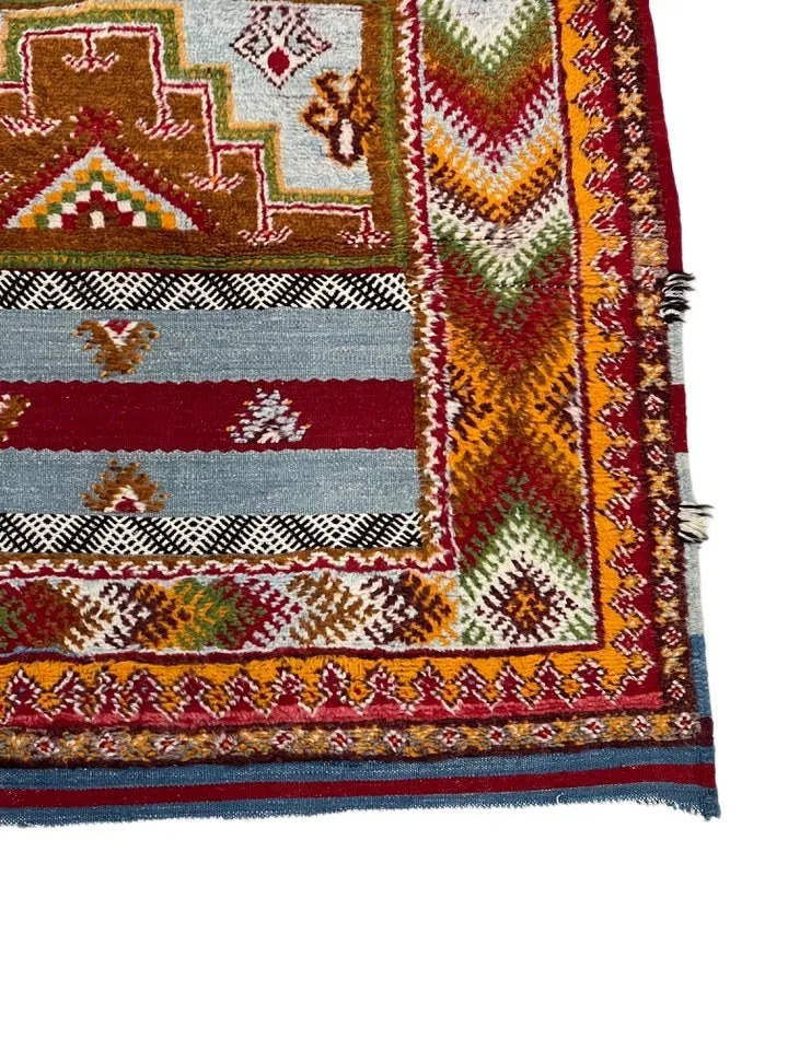 Moroccan custom rug from Glawa, Wool and Thread, 252cm x 166cm or 8.26ft x 5.44ft
