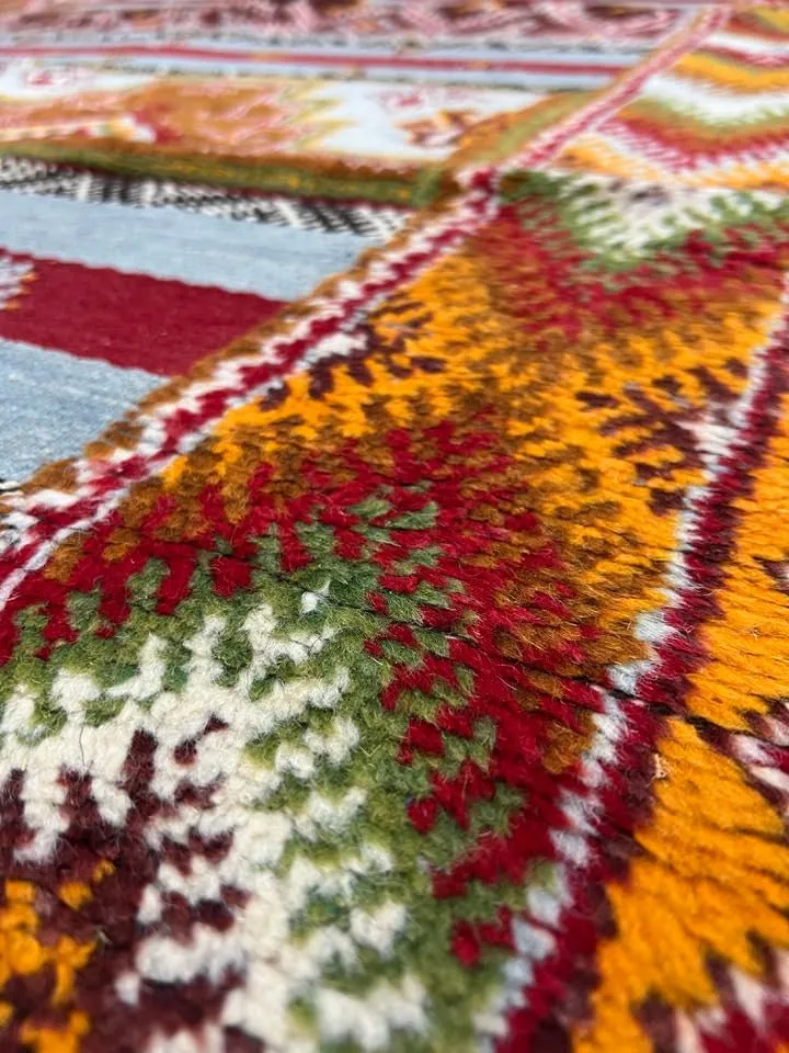 Moroccan custom rug from Glawa, Wool and Thread, 252cm x 166cm or 8.26ft x 5.44ft