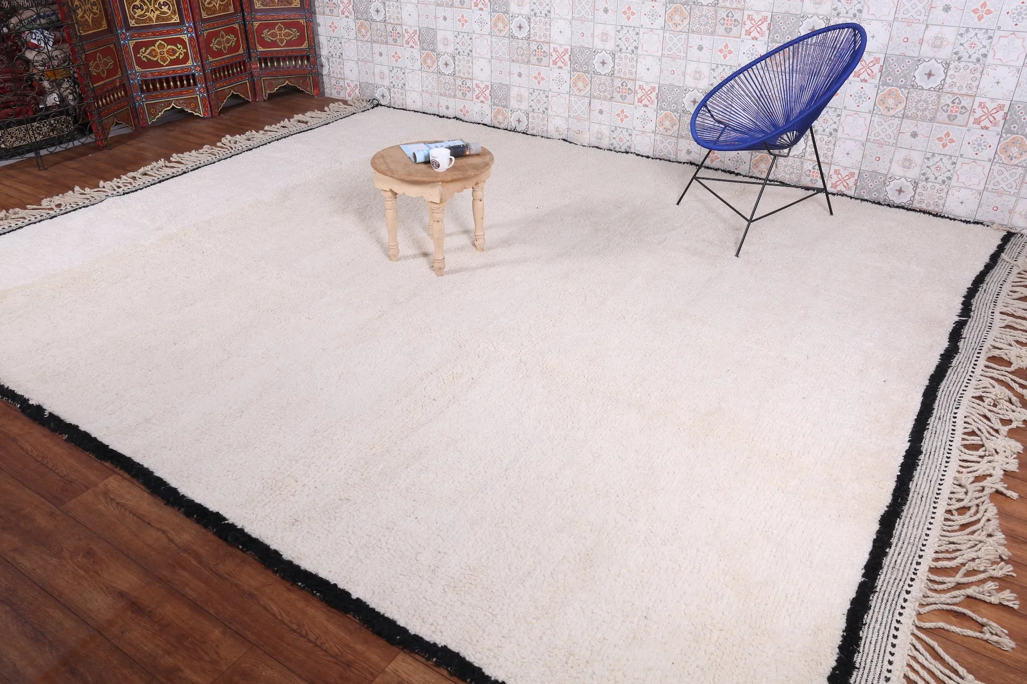 Moroccan Rug Beige With Black Border - Beni Area Rug - Custom Rug