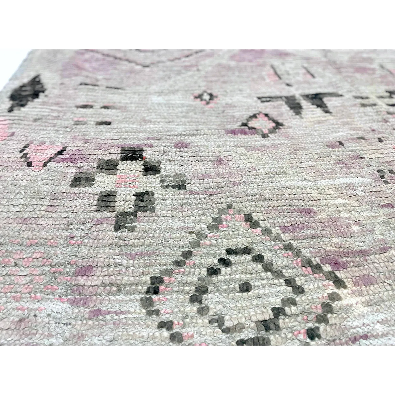 No. 838 | 5' 10" x 7' 8"