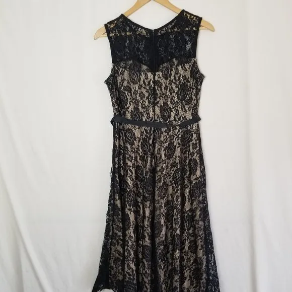 NWOT Soprano lace midi sleeveless classic dress women's size Large (52)